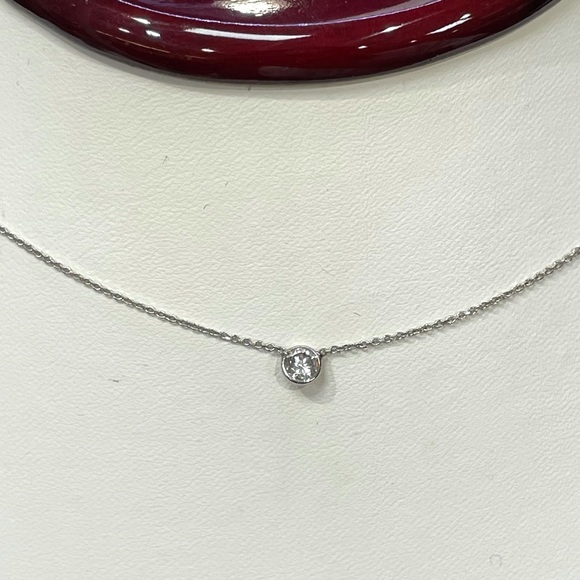 Beautiful Diamond Solitaire Necklace .20CT in solid 14k White Gold 16” - Picture 4 of 4
